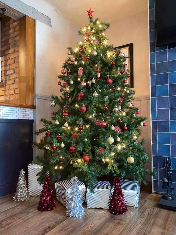 The Liverpool Arms Hotel Beaumaris Buitenkant foto